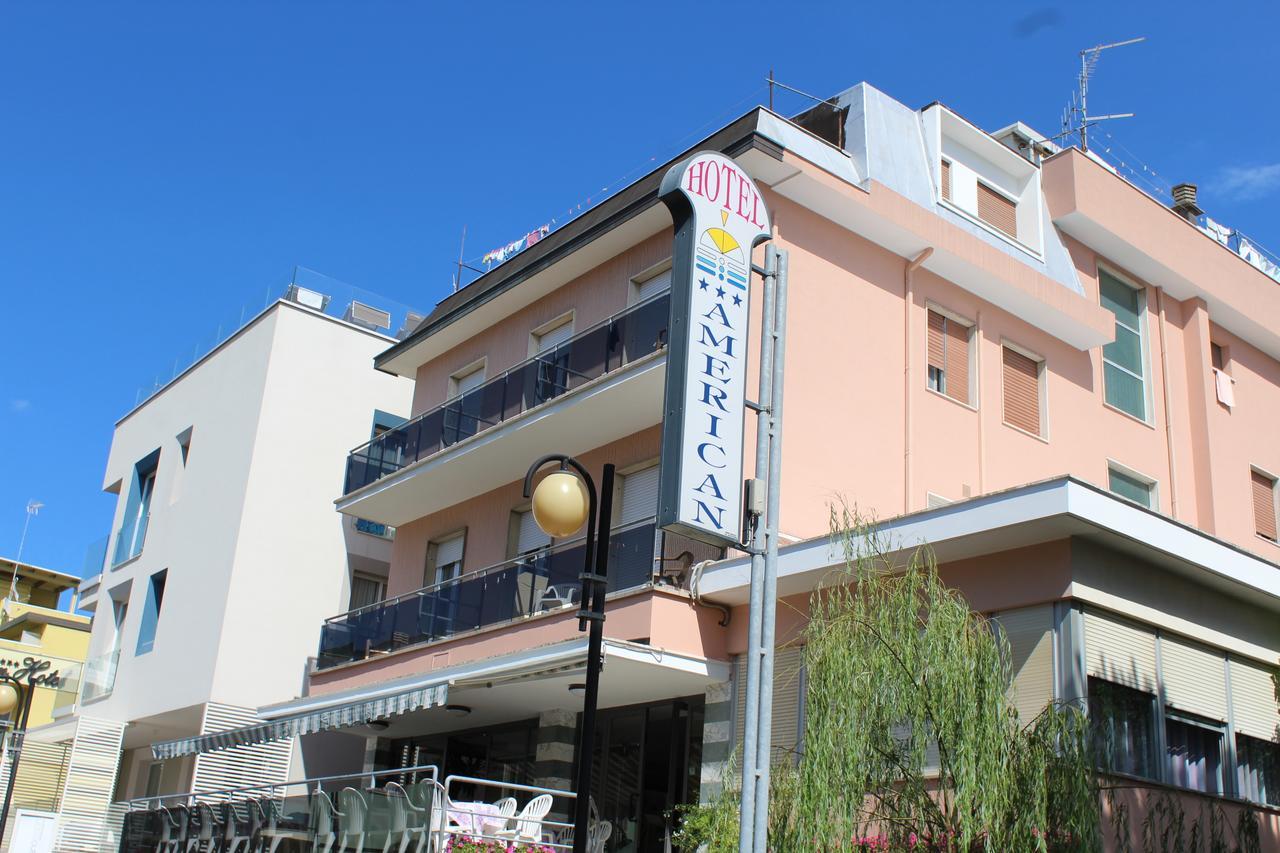 Hotel American 贝拉里亚-伊贾马里纳 外观 照片